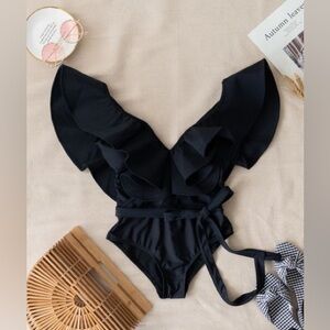 Ruffled one piece swimsuit